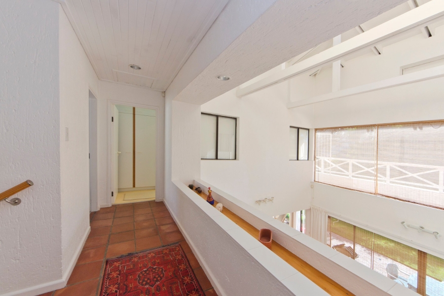 4 Bedroom Property for Sale in Leisure Isle Western Cape